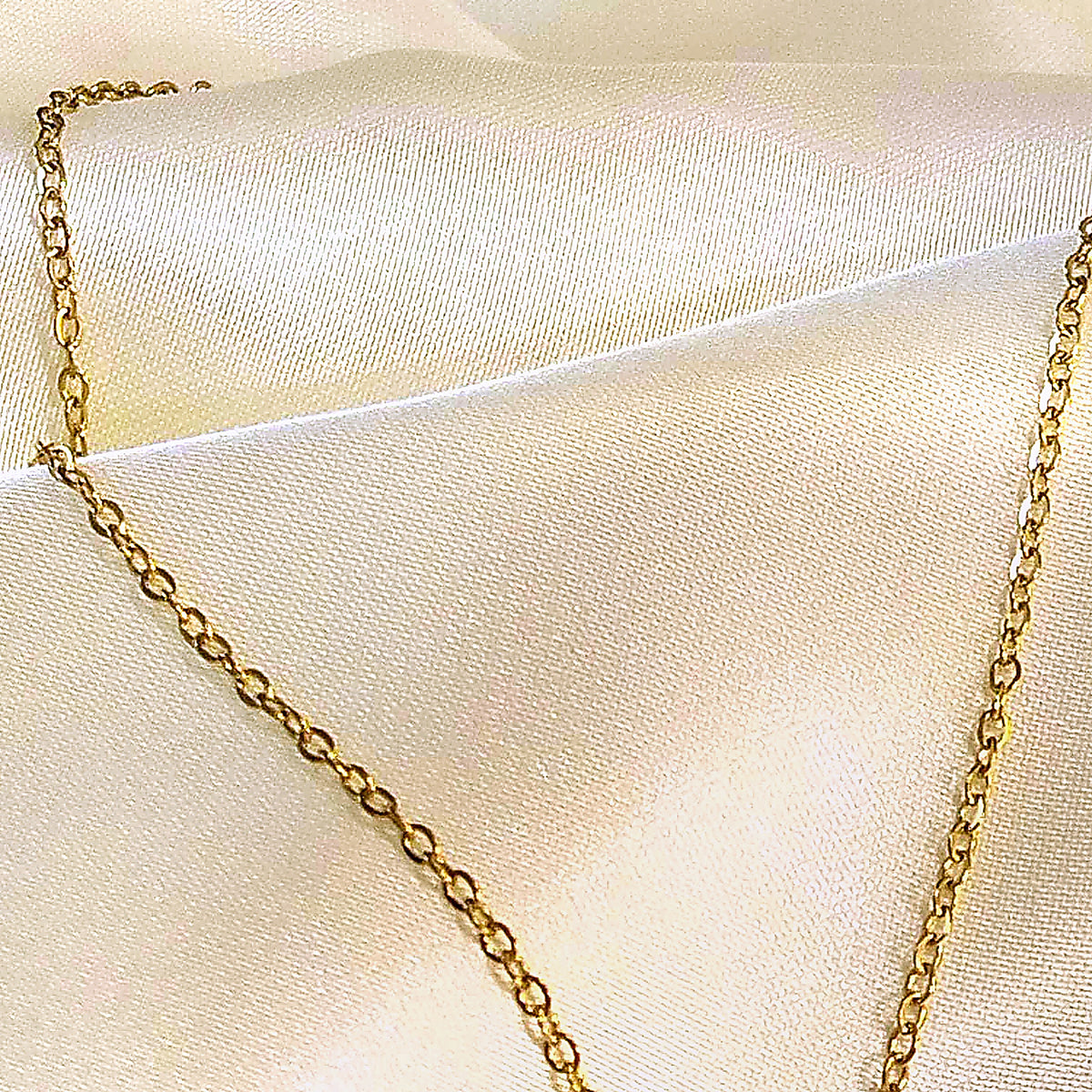 Alora Necklace – Gold Plated Roman Numeral Pendant